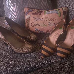 TAHARI SNAKE SKIN.   7 /2 like new